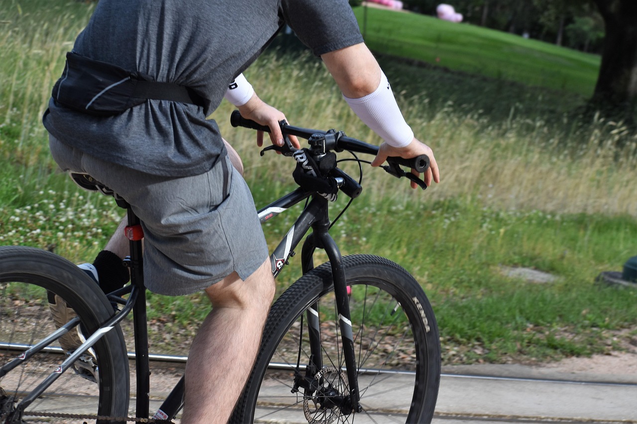 mountain bike, bicycle, biker, bike ride, sport, wristband, shorts, t-shirt, national parks, recreation, fun, human, power, calories, burning fat, trim, black bike, male, handlebars, balance, mindfulness, mountain bike, wristband, calories, burning fat, burning fat, burning fat, burning fat, burning fat
